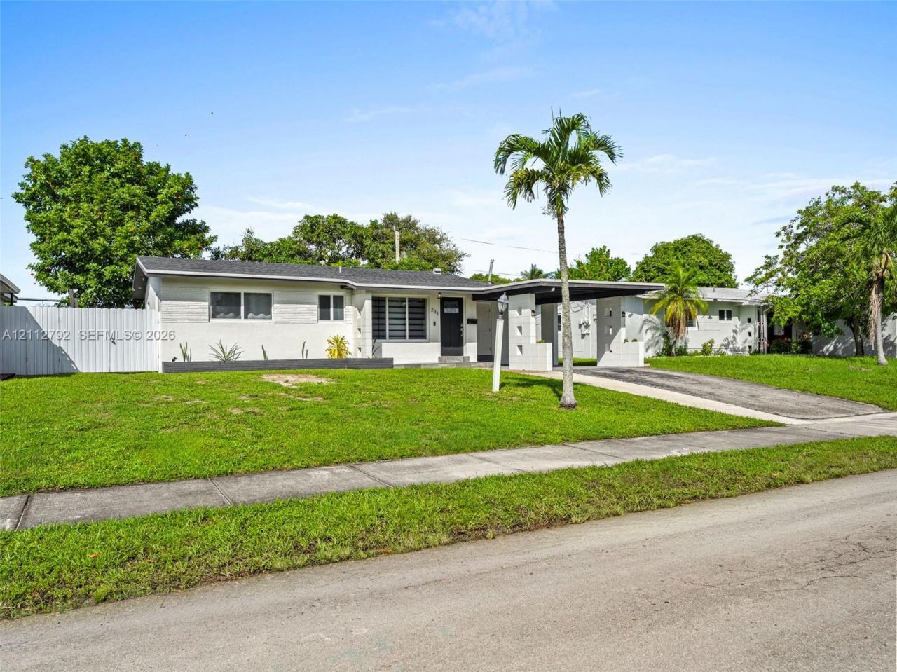 231 SW 28th Ter, Fort Lauderdale, FL 33312 Photo