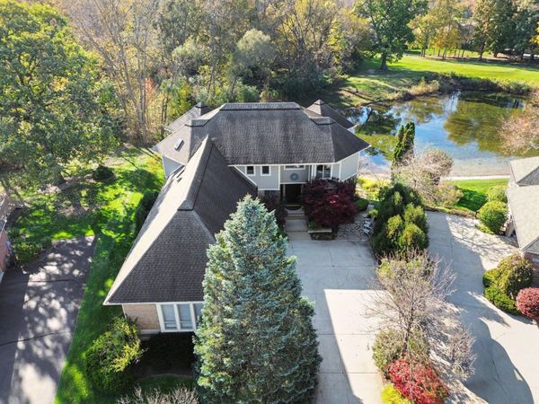 4934 Saint Andrews Court, Ann Arbor, MI 48108