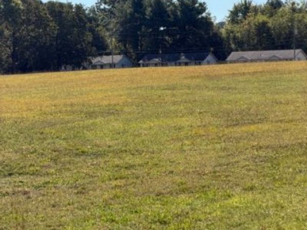 212 Oak St , Decherd, TN 37324