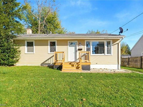 773 Manitou Avenue , Akron, OH 44305