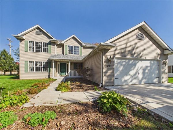 901 Indian Dancer Trail , Belvidere, IL 61008