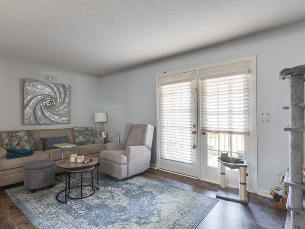 1208 MIDDLE CT, Unit 201, Memphis, TN 38119