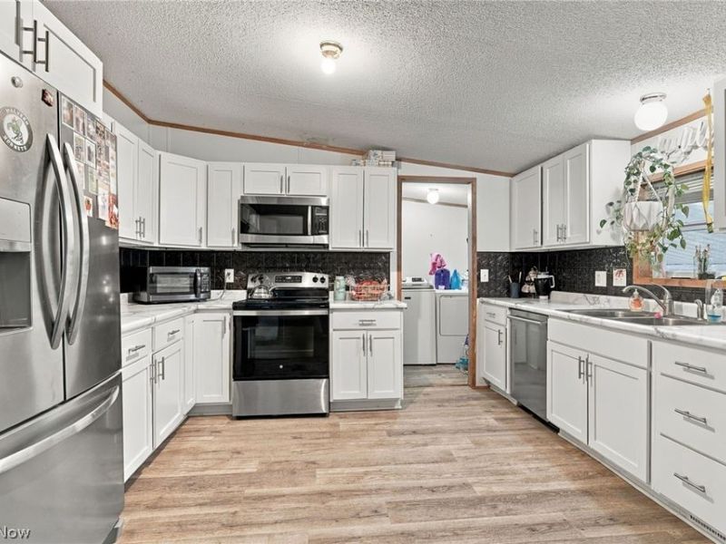 6157 Alliance Road NW, Malvern, OH 44644 Photo 14