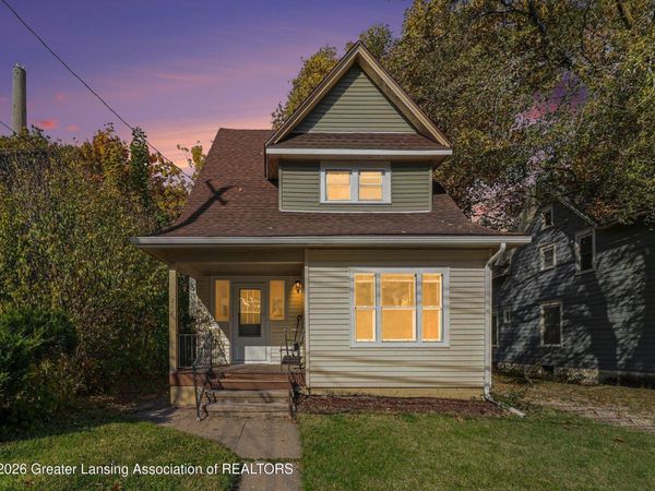 218 Woodlawn Avenue, Lansing, MI 48910
