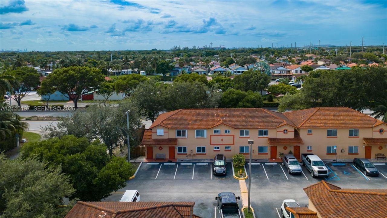 17302 NW 74th Ave , Unit 101, Hialeah, FL 33015 Photo