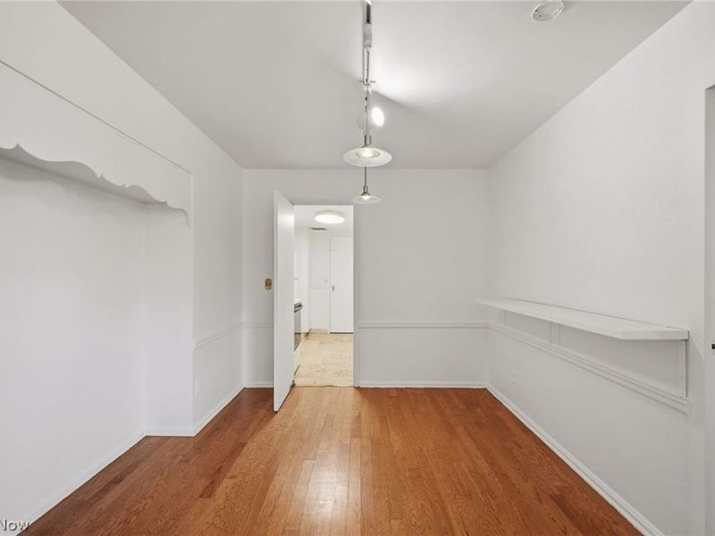 19101 Van Aken Boulevard , Unit 428, Shaker Heights, OH 44122 Photo 10