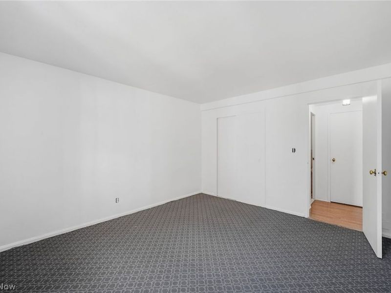 19101 Van Aken Boulevard , Unit 428, Shaker Heights, OH 44122 Photo 19
