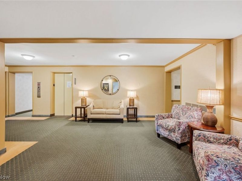 19101 Van Aken Boulevard , Unit 428, Shaker Heights, OH 44122 Photo 37