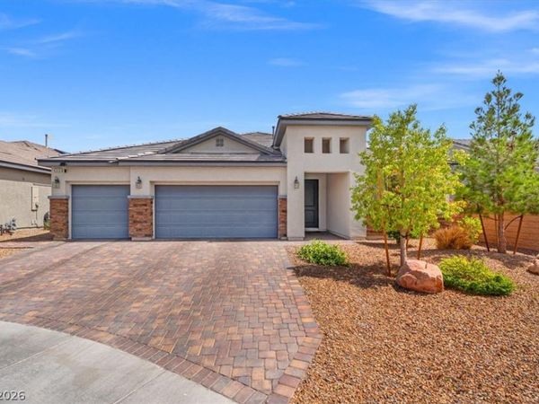 6320 Regina Ridge Street, Las Vegas, NV 89149