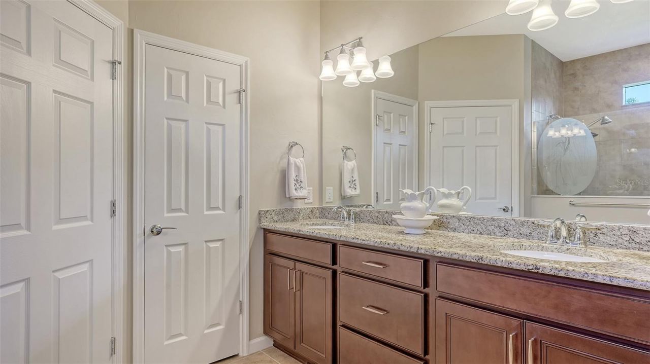 5562 Rain Lily Court , Sarasota, FL 34238 Photo