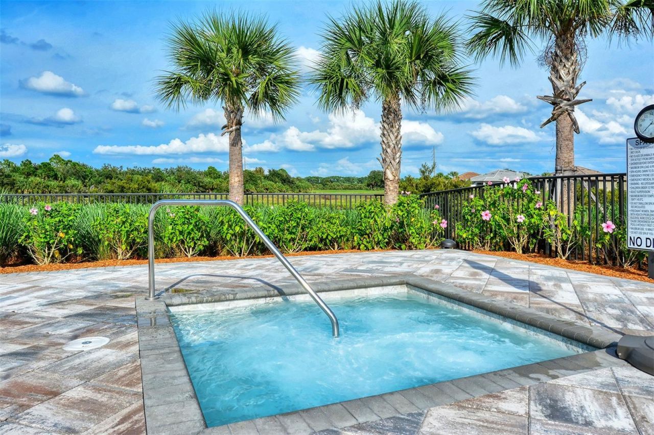 5562 Rain Lily Court , Sarasota, FL 34238 Photo