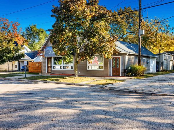 709 Wadsworth Street, Traverse City, MI 49684
