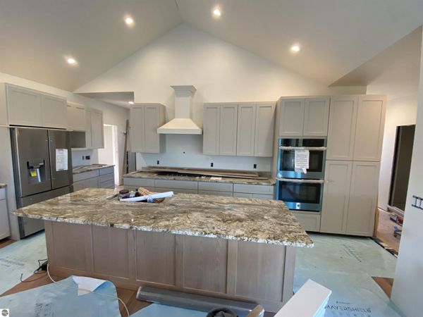 12000 Barkley Lane, Rapid City, MI 49676