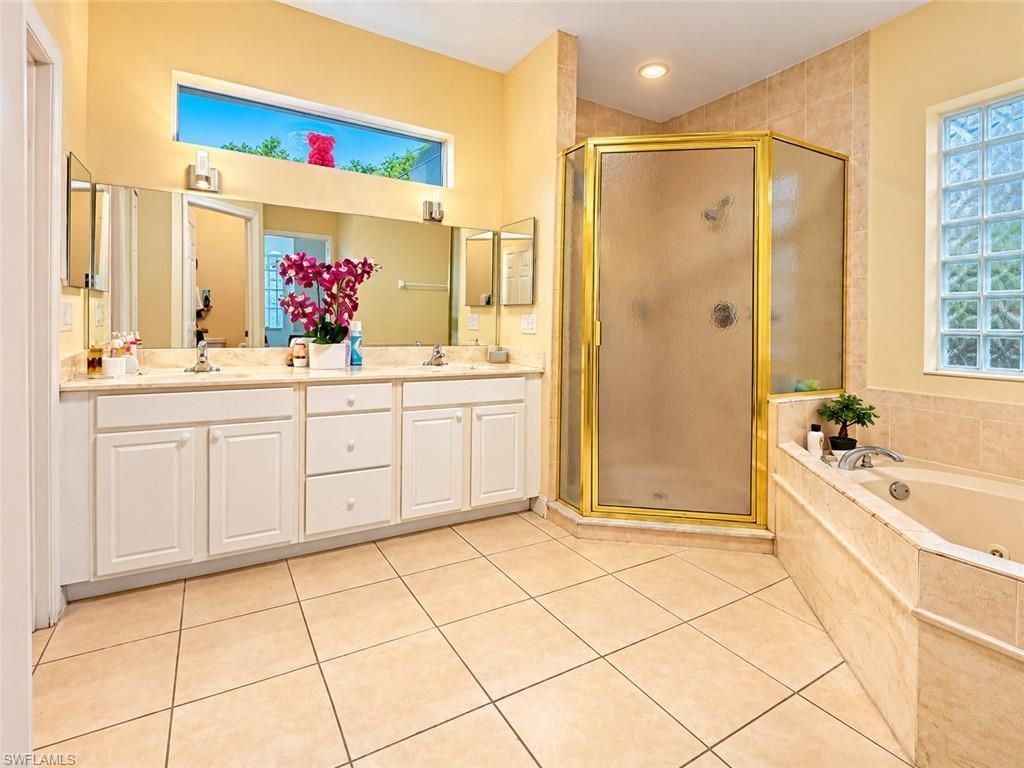219 Columbus Ave , Lehigh Acres, FL 33936 Photo