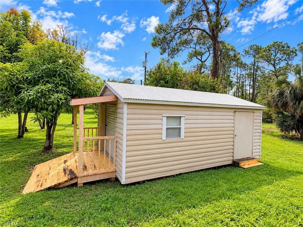 219 Columbus Ave , Lehigh Acres, FL 33936 Photo
