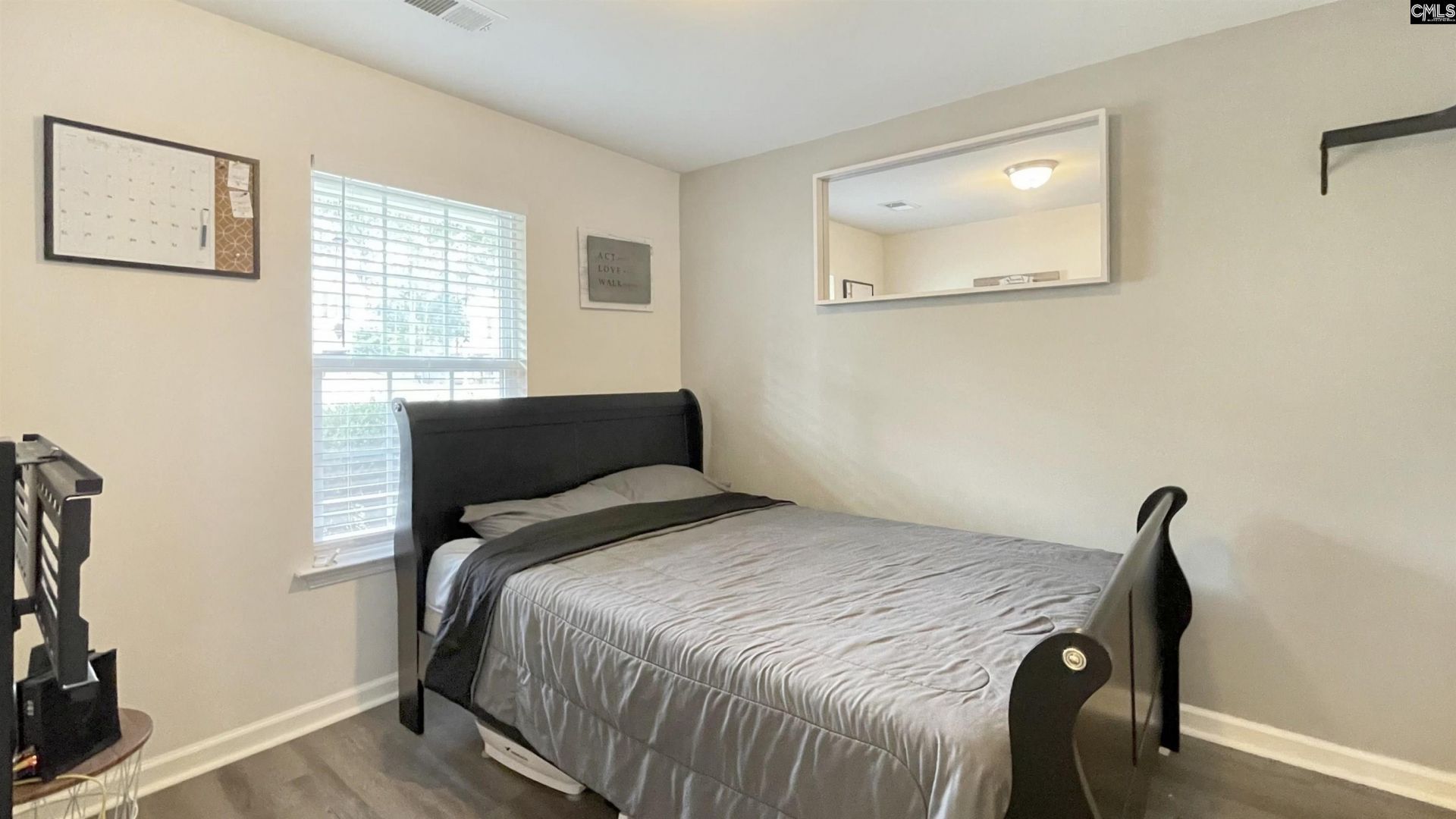 37 Trenton Drive  Photo 11