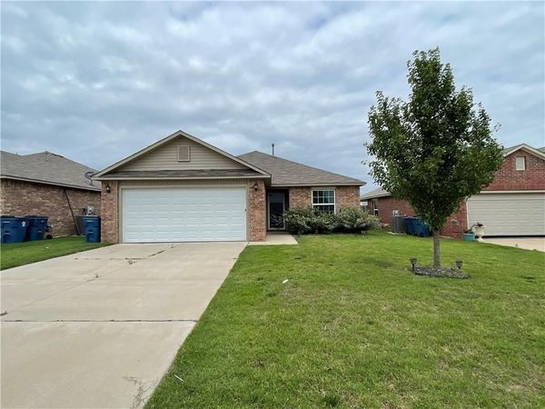 1880 Sussex Street, Newcastle, OK 73065