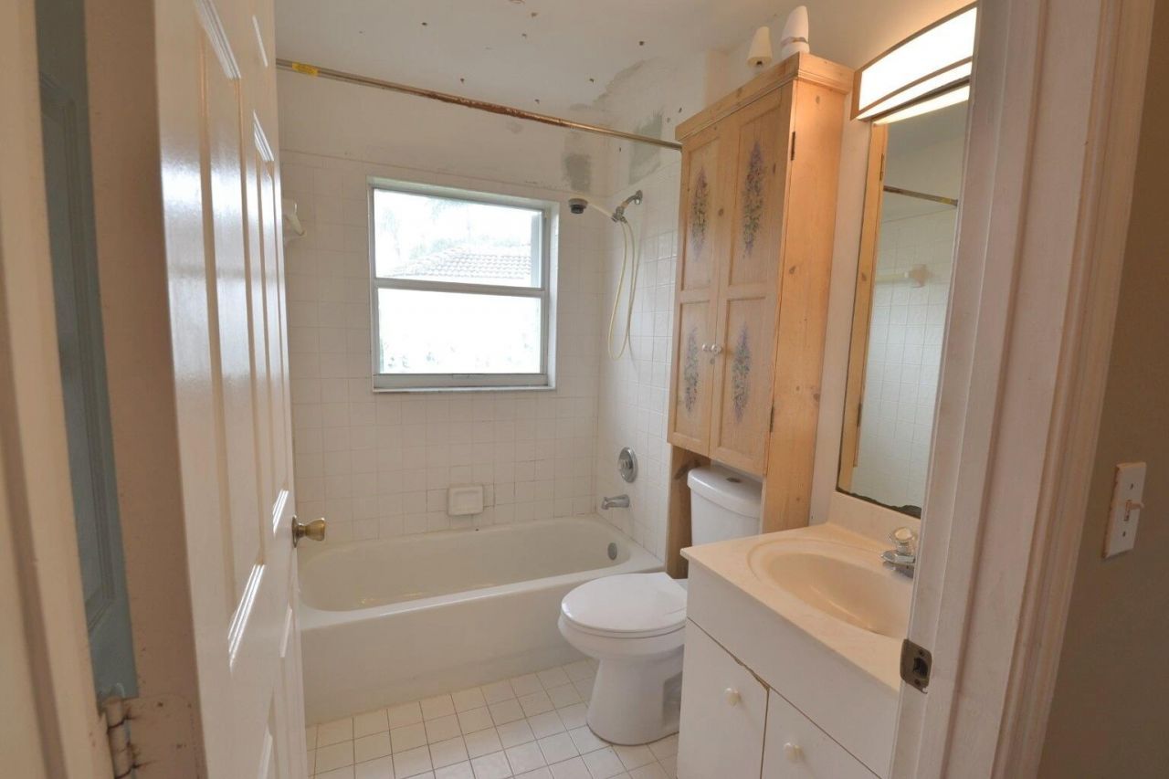 8179 White Rock Circle, Boynton Beach, FL 33436 Photo