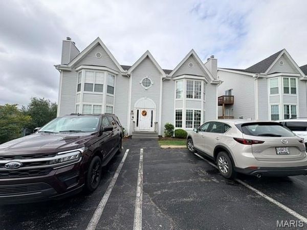1700 Whispering Creek Drive, Unit A, Ballwin, MO 63021
