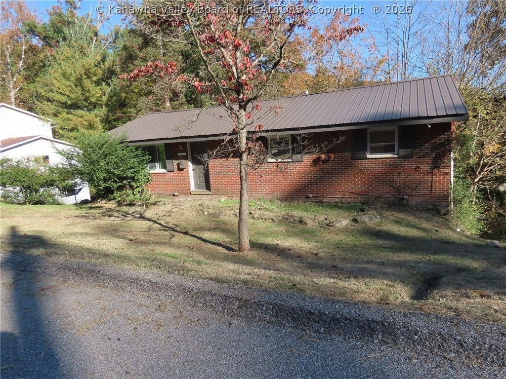 1618 Woodbine Avenue, Charleston, WV 25302 Main Photo