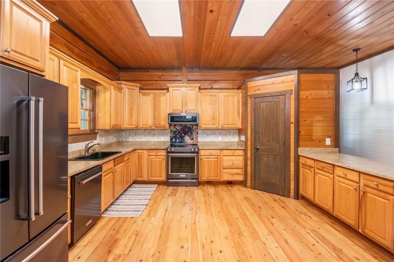 12100 NW 110th Avenue, Reddick, FL 32686 Photo
