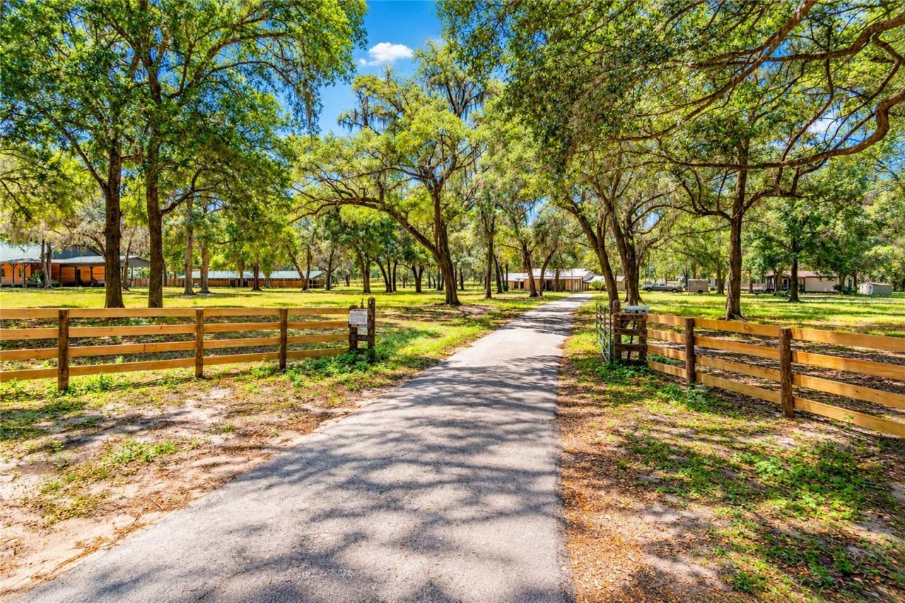12100 NW 110th Avenue, Reddick, FL 32686 Photo