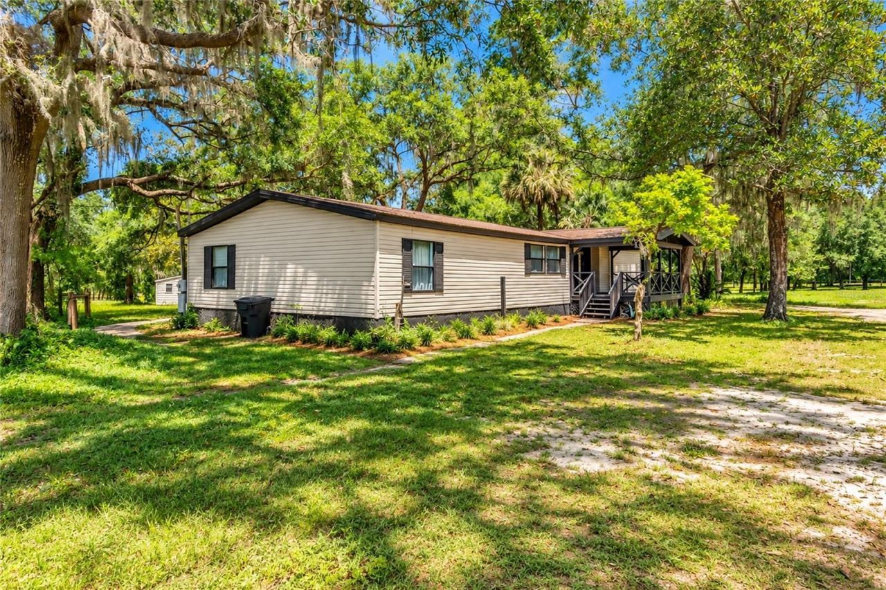 12100 NW 110th Avenue, Reddick, FL 32686 Photo