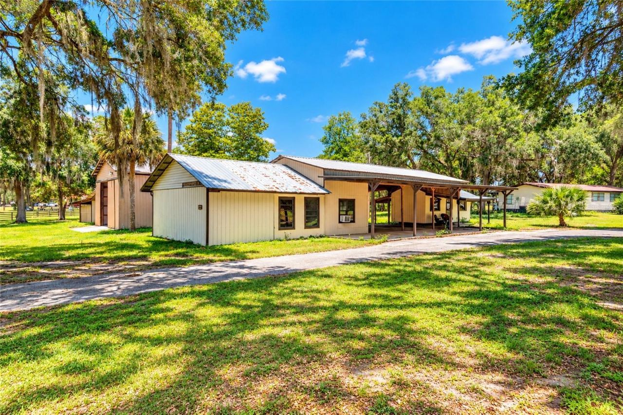 12100 NW 110th Avenue, Reddick, FL 32686 Photo