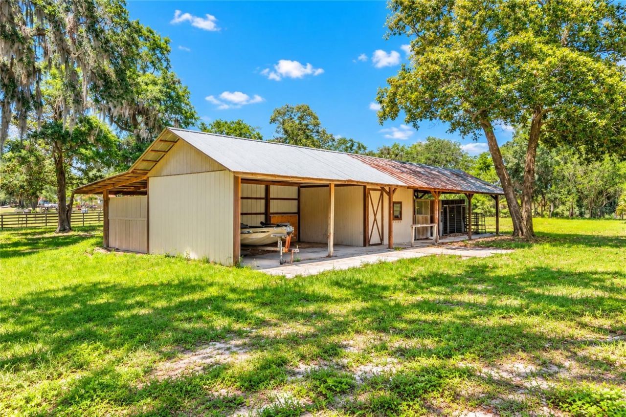 12100 NW 110th Avenue, Reddick, FL 32686 Photo