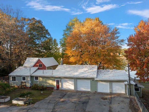 4785 118th Avenue, Fennville, MI 49408
