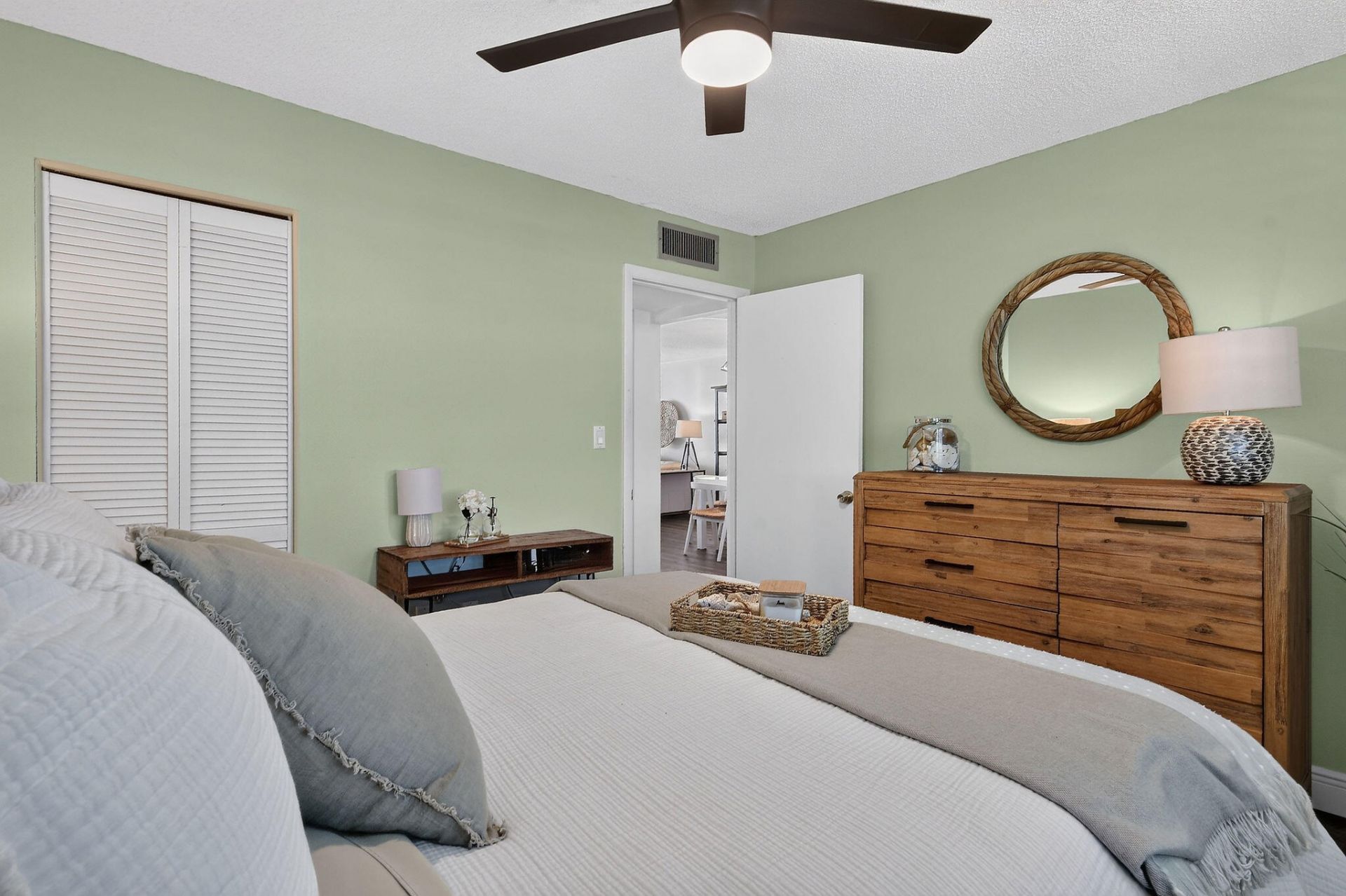 9940 S Ocean Drive, Unit 408, Jensen Beach, FL 34957 Photo