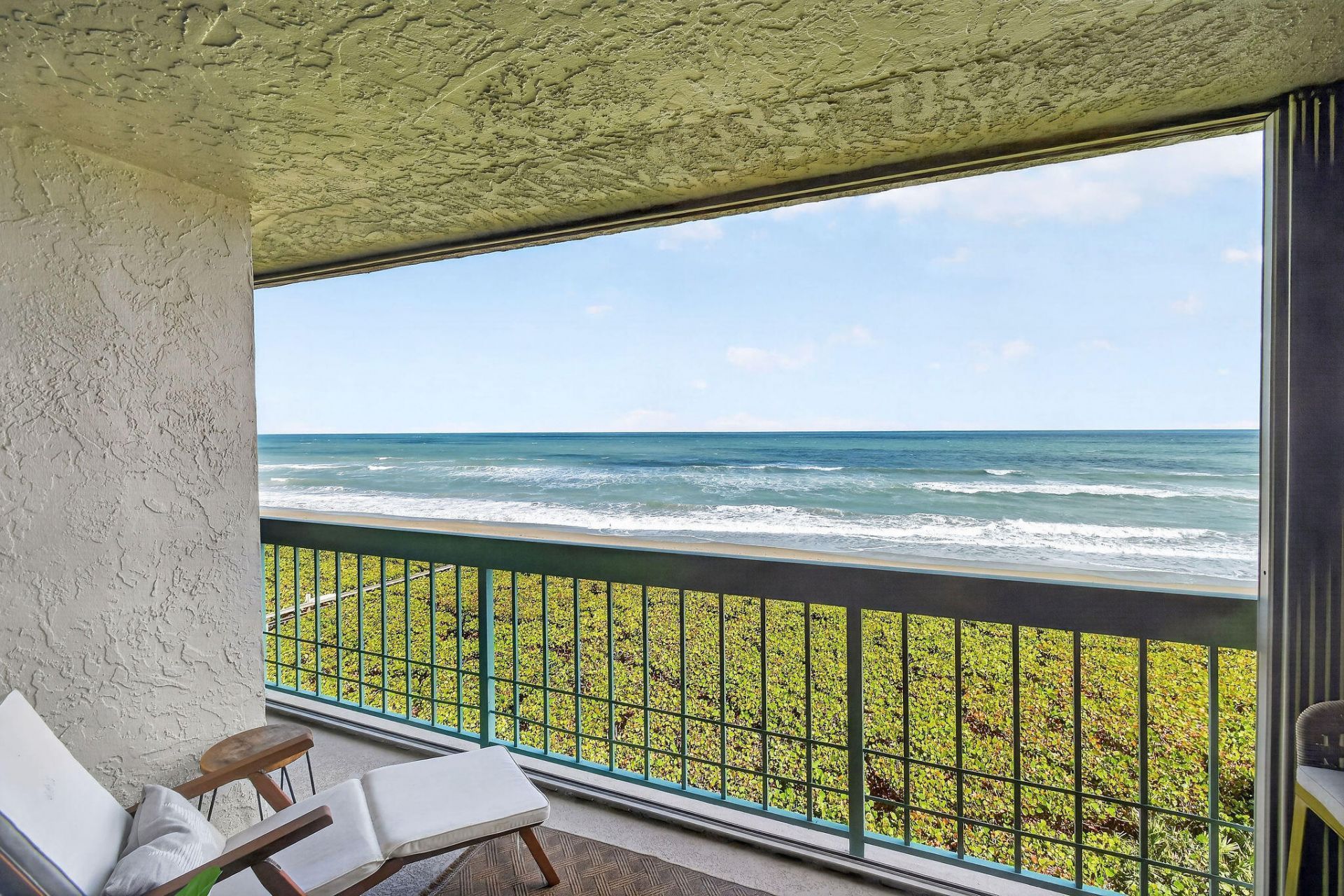 9940 S Ocean Drive, Unit 408, Jensen Beach, FL 34957 Photo