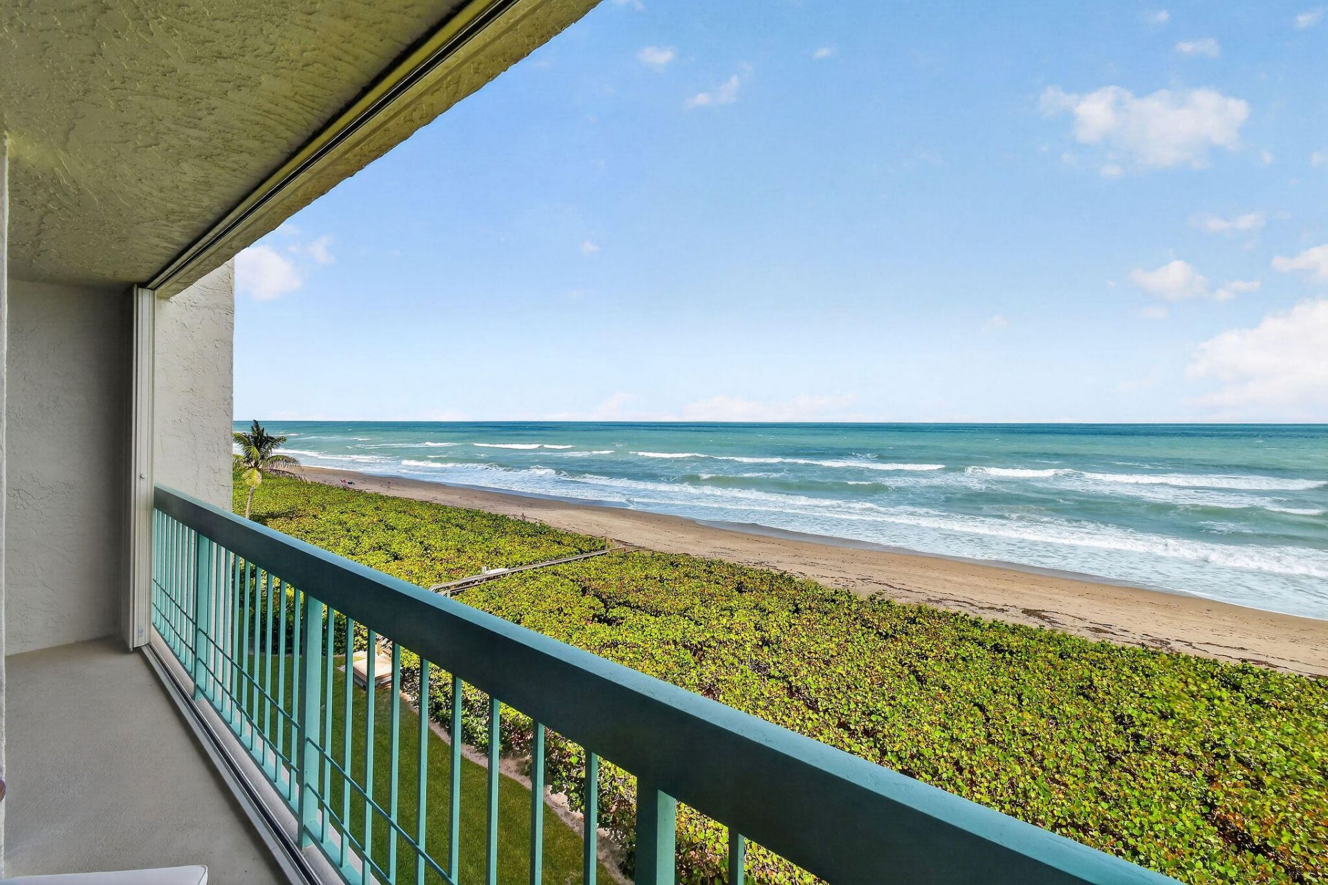 9940 S Ocean Drive, Unit 408, Jensen Beach, FL 34957 Photo