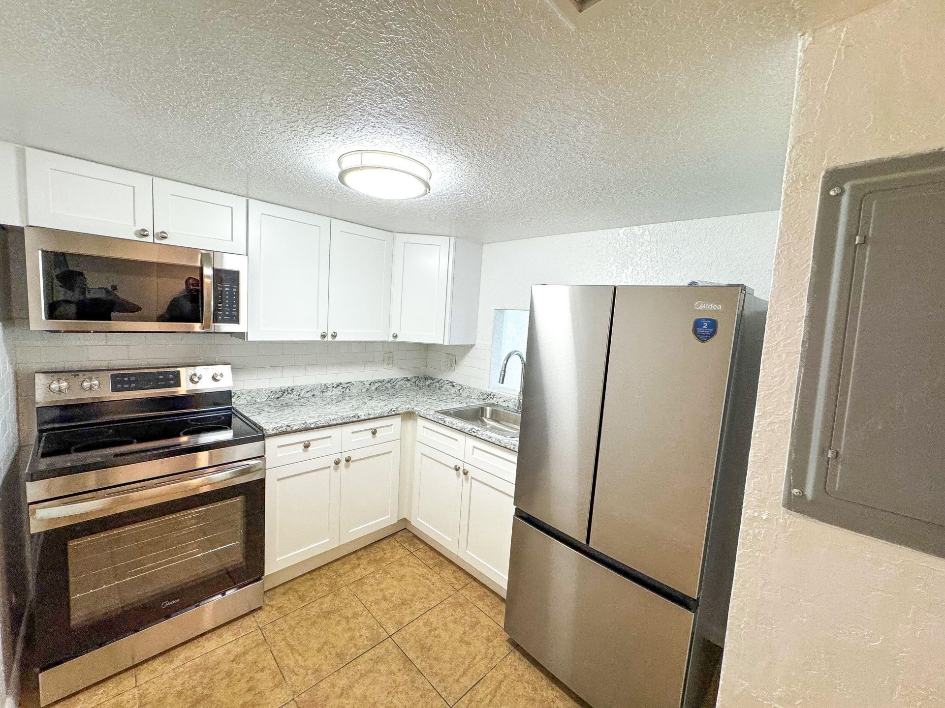 433 SW 2nd, Unit 2, Pompano Beach, FL 33060 Photo