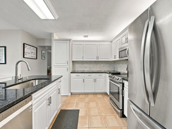186 PAR Drive, Unit 186, Royal Palm Beach, FL 33411