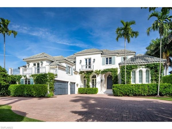 997 Spyglass LN , NAPLES, FL 34102
