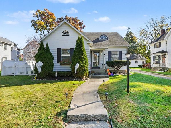 315 3rd Street, Jackson, MI 49201