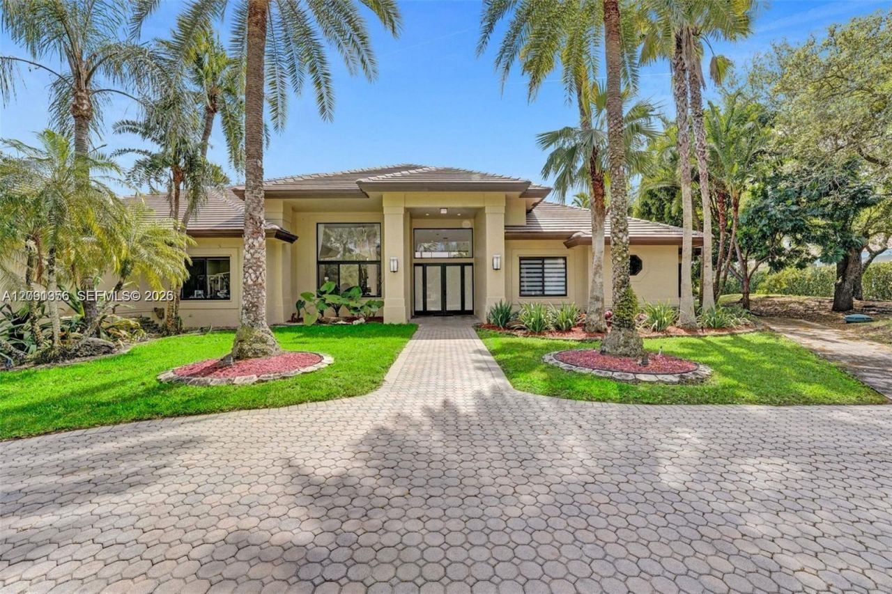 3320 Bridle Path Ln , Weston, FL 33331 Main Photo