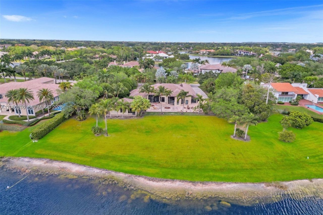 3320 Bridle Path Ln, Weston, FL 33331 Photo