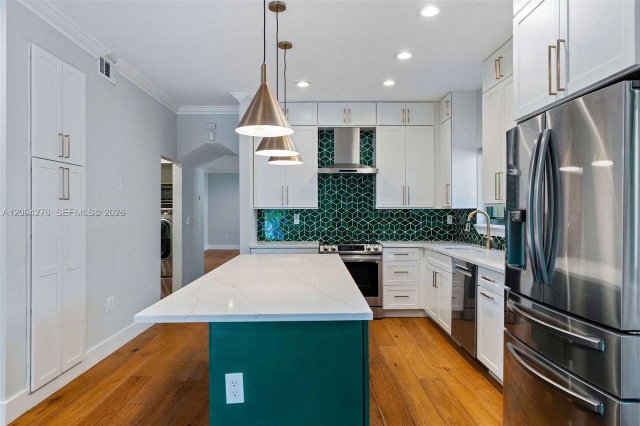 3129 Jackson Ave , Unit 3129, Miami, FL 33133 Photo