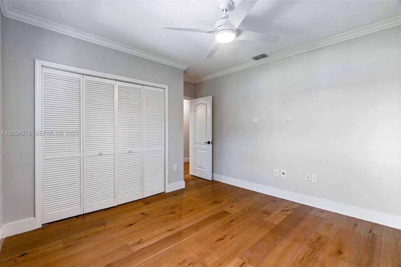 3129 Jackson Ave , Unit 3129, Miami, FL 33133 Photo