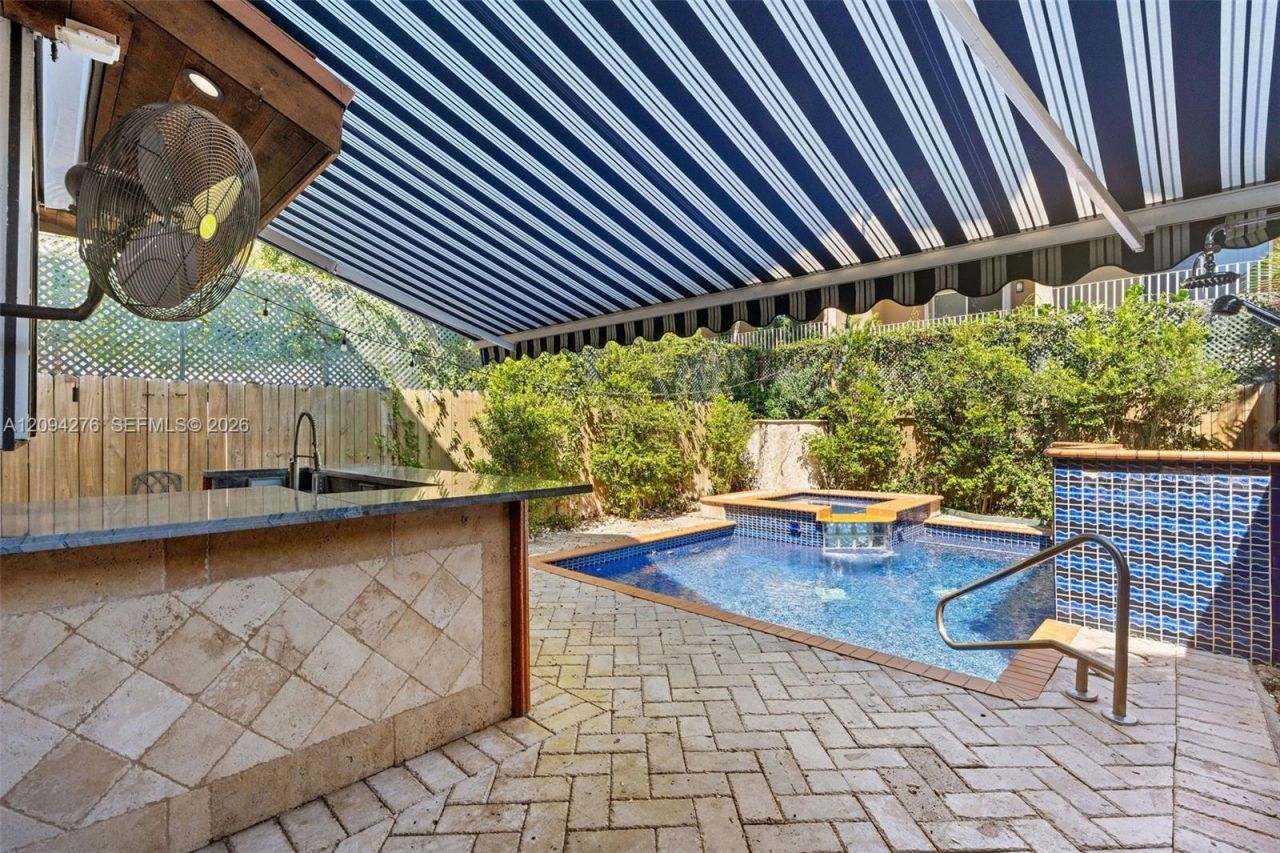 3129 Jackson Ave , Unit 3129, Miami, FL 33133 Photo