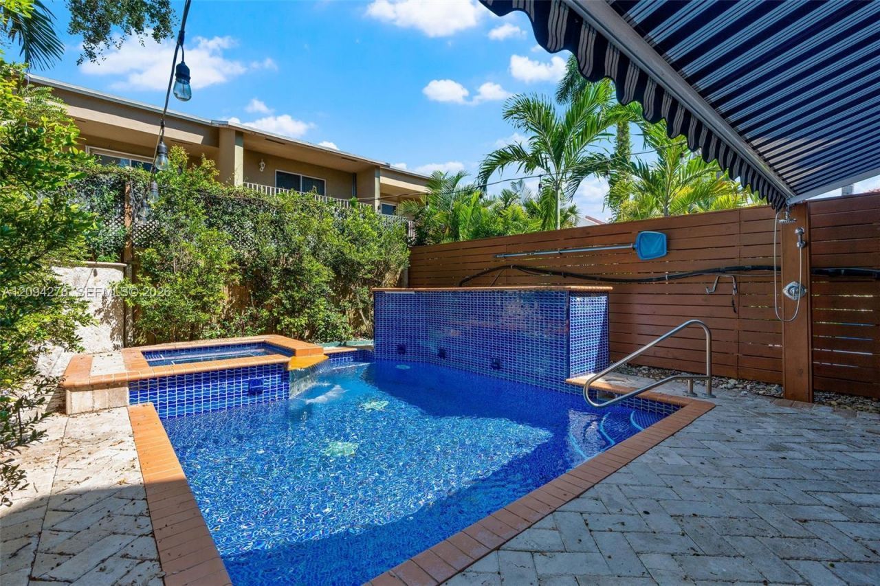 3129 Jackson Ave , Unit 3129, Miami, FL 33133 Photo