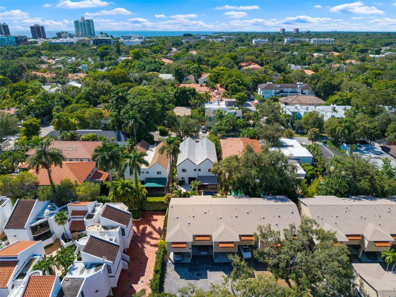 3129 Jackson Ave , Unit 3129, Miami, FL 33133 Photo