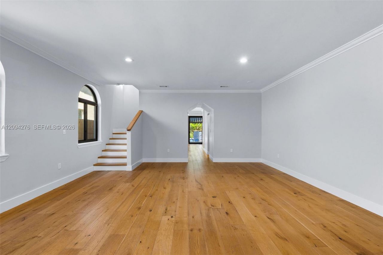 3129 Jackson Ave , Unit 3129, Miami, FL 33133 Photo