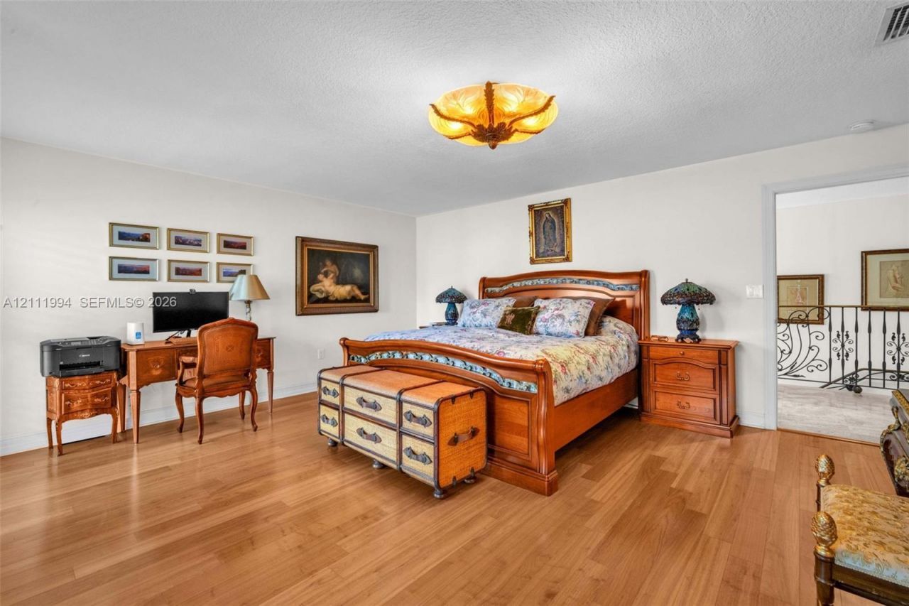 3065 NE 208th Ter, Aventura, FL 33180 Photo
