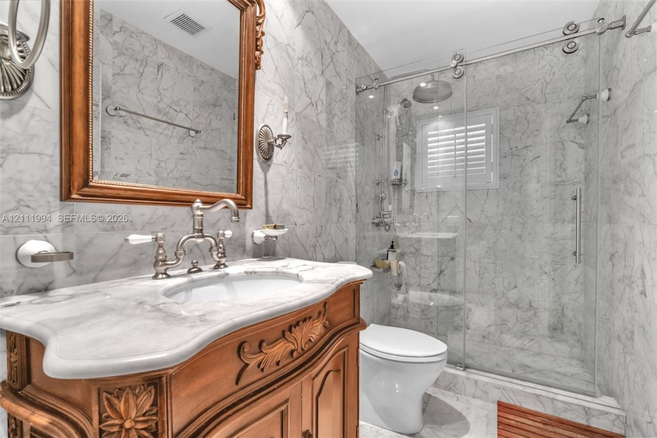 3065 NE 208th Ter, Aventura, FL 33180 Photo