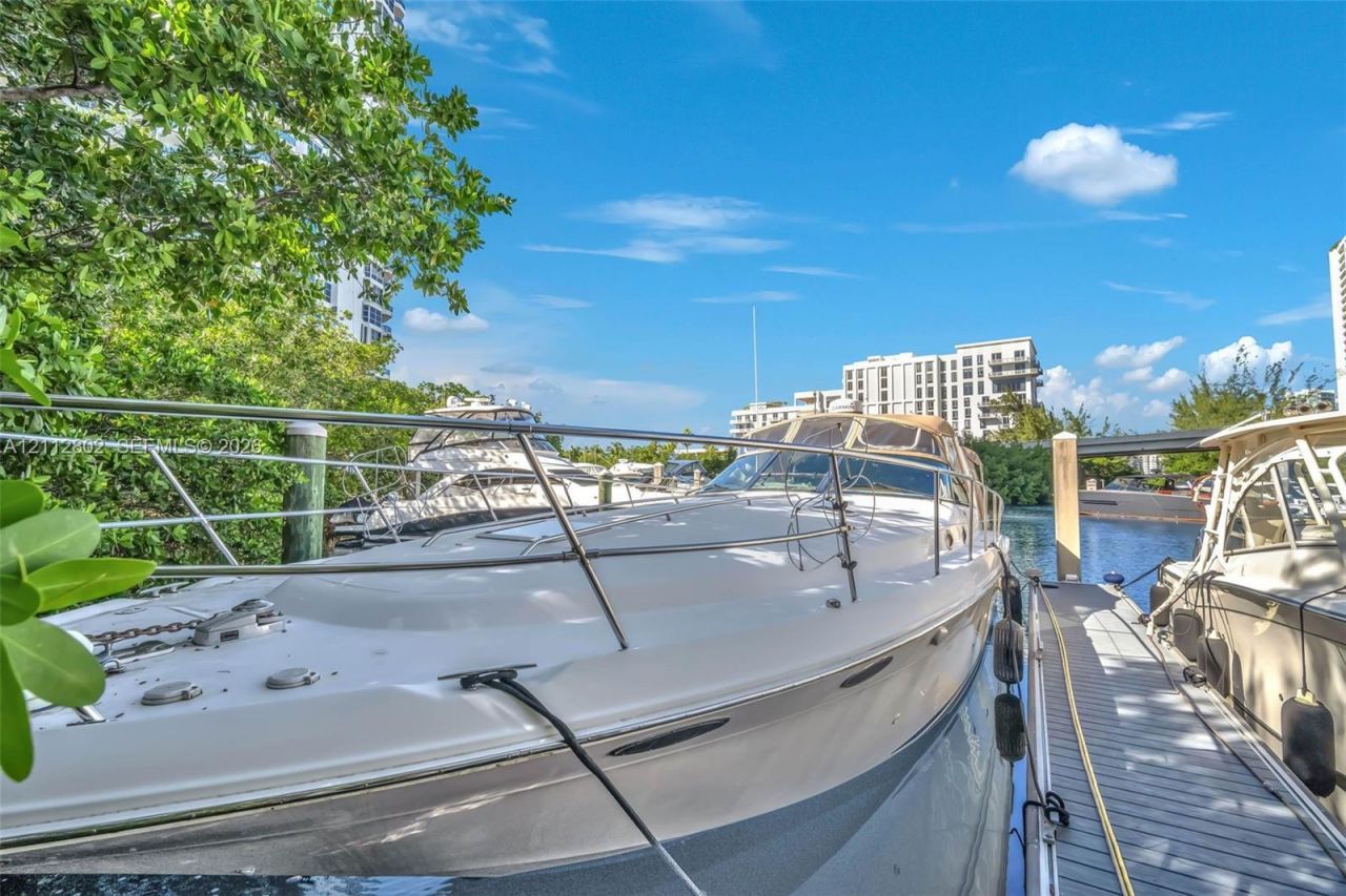 3575 Mystic Pointe Dr , Aventura, FL 33180 Photo