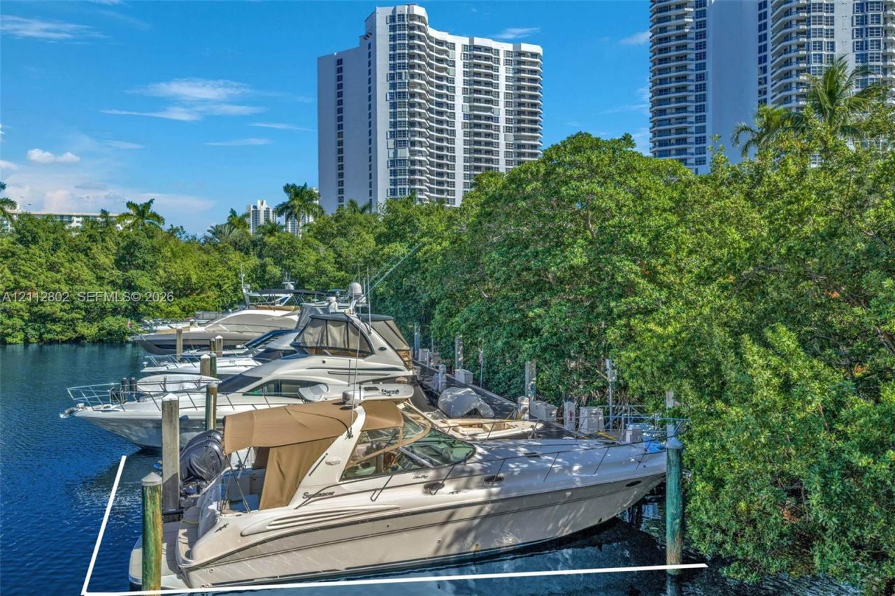 3575 Mystic Pointe Dr , Aventura, FL 33180 Photo