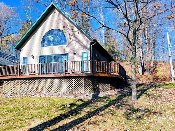 W6741 Lakewood Blvd., Ladysmith, WI 54848